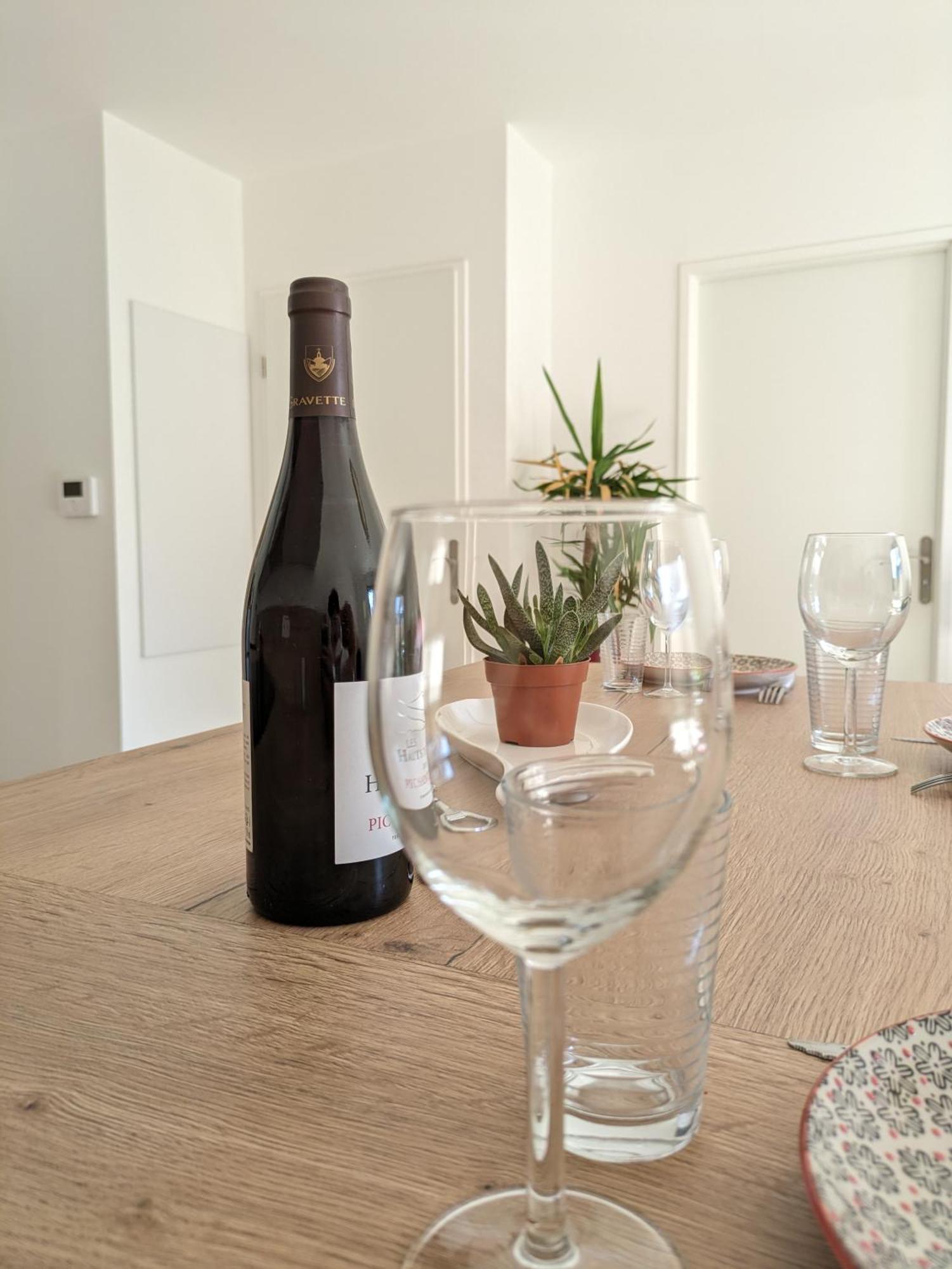 Appartement De Standing Avec Jardin Clamart Exteriör bild